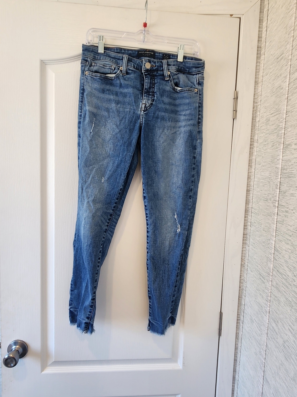 Women’s Blue Skinny Jeans - Distressed Hem 8/29 Euc